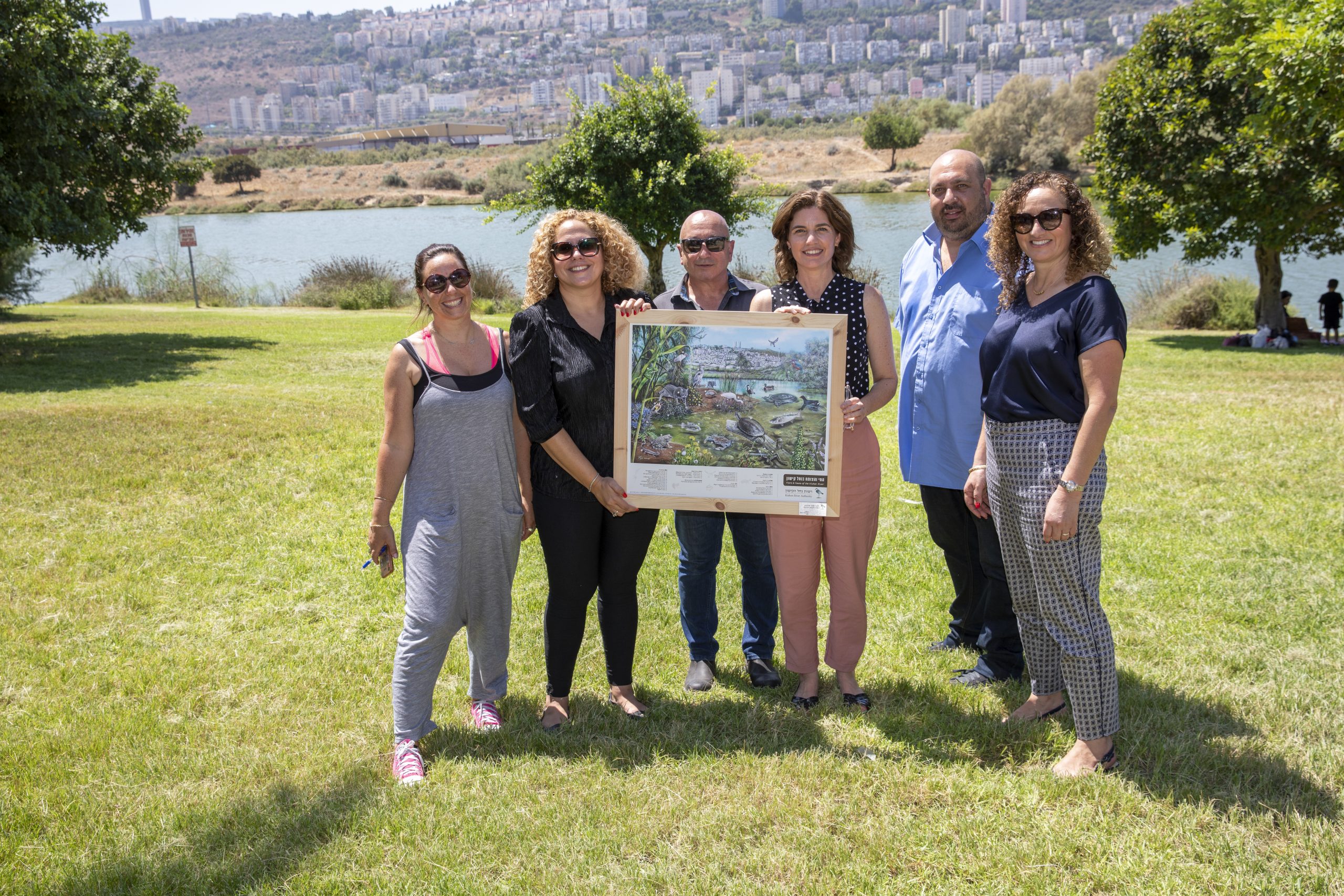 הודעה לתקשורת- השרה להגנת הסביבה תמר זנדברג ביקרה בנחל הקישון